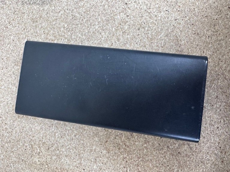 Дешиво Baseus 22.5w 30000mah с ломбарда