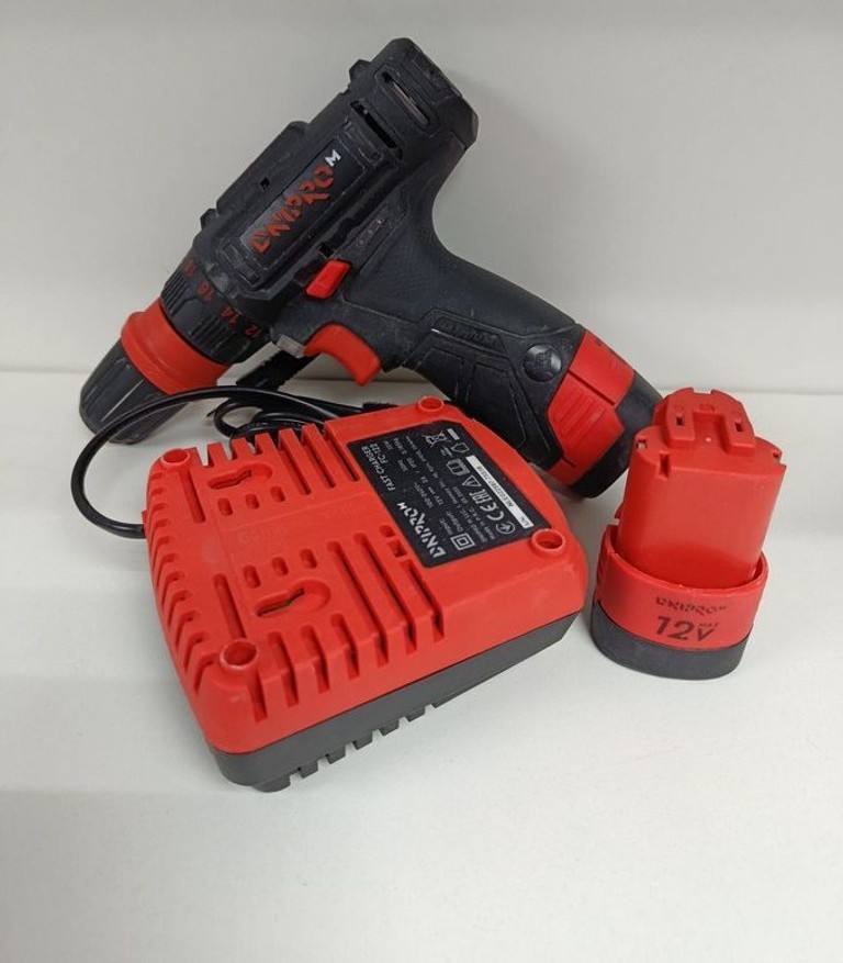 Дешево Dnipro-M cd-12qx з ломбарду