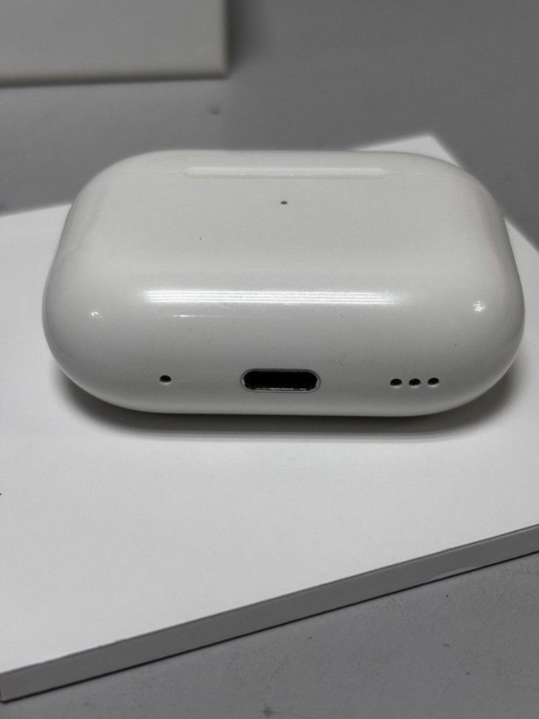 Apple airpods pro 2nd generation with magsafe charging case usb-c Код:01-200933959. Зображення 9