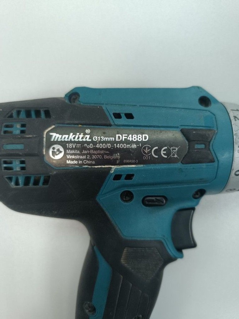 Дешево Makita DF488D004 з ломбарду