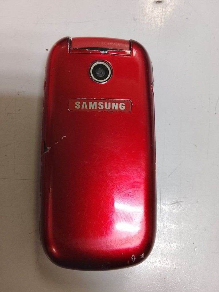 Дешиво Samsung gt-e1272 с ломбарда