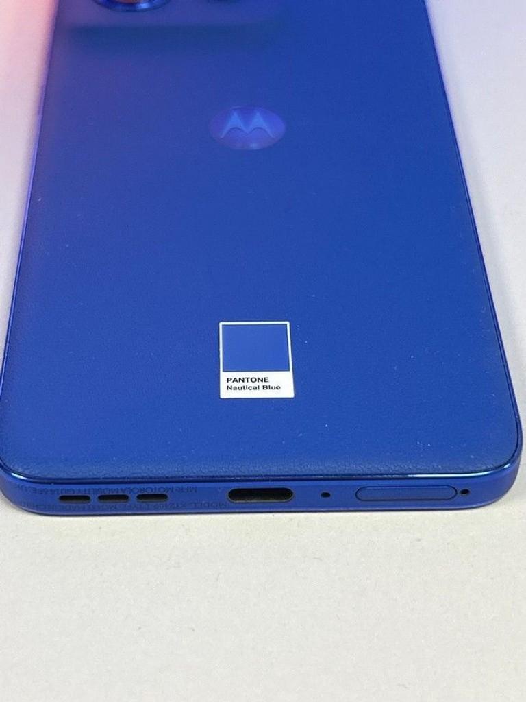 Дешево Motorola edge 50 neo 12/512gb з ломбарду