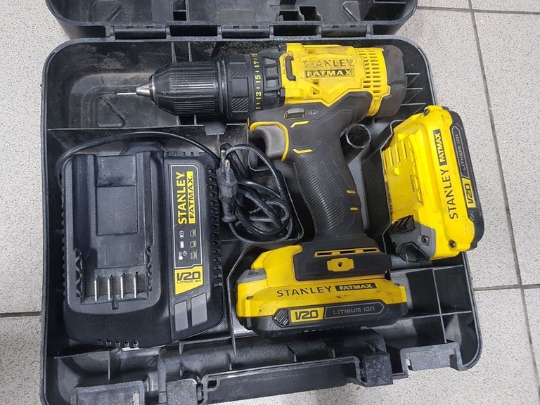 Объявление Stanley SFMCD700C2K Б/У