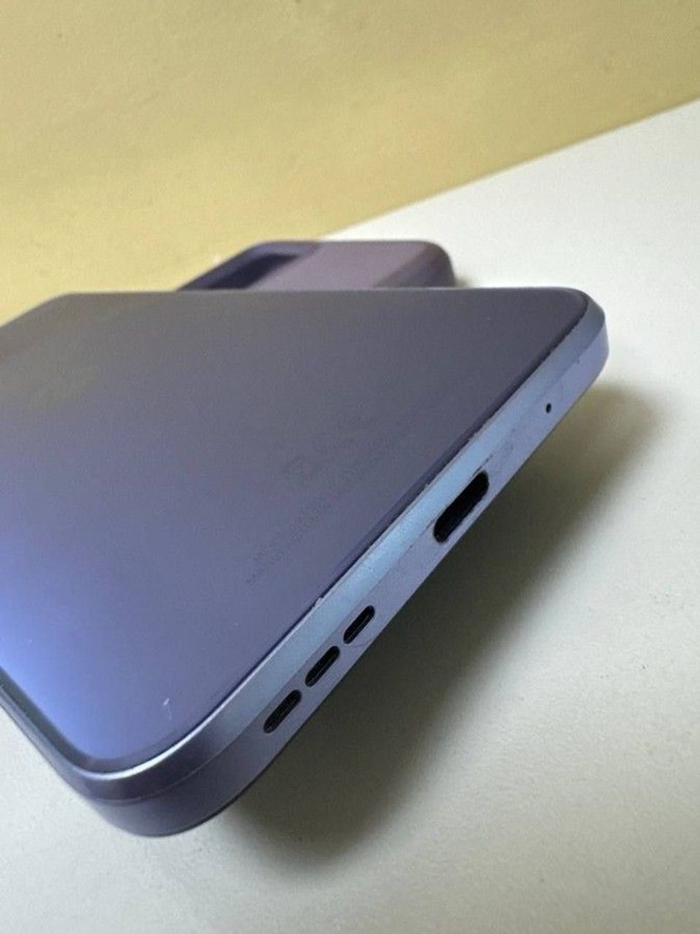 Дешево Motorola moto g13 4/128gb xt2331-2 з ломбарду