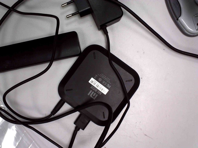 Оголошення Xiaomi mi tv box s mdz-22-ab Б/У