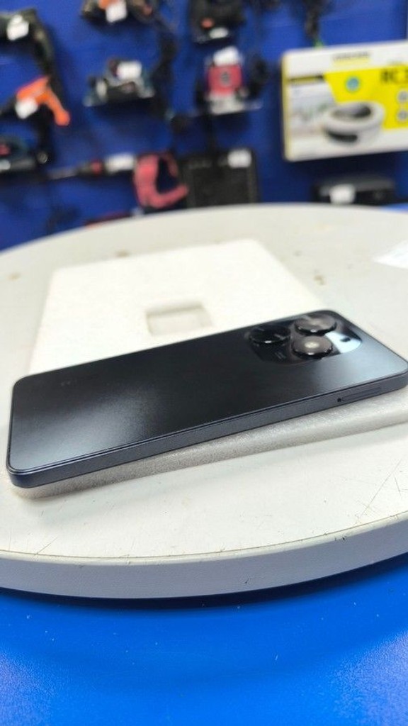Дешево Tecno spark go 2024 3/64gb з ломбарду