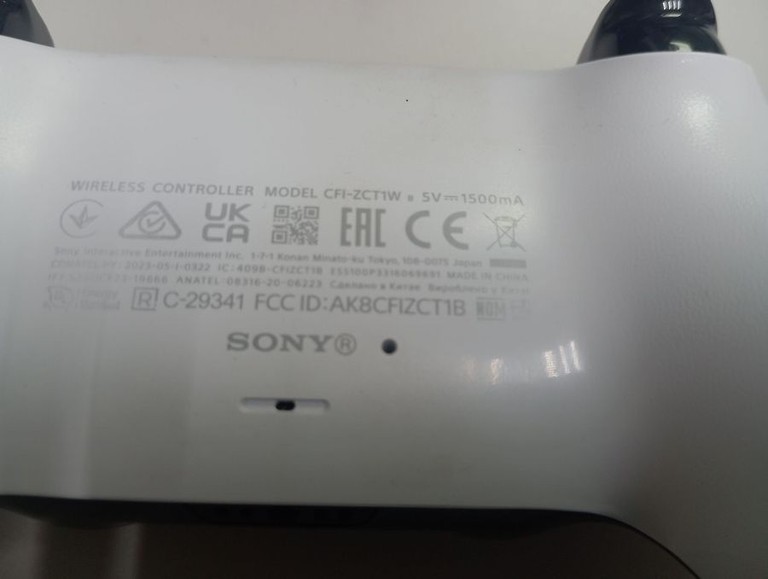 Дешево Sony DualSense Black з ломбарду