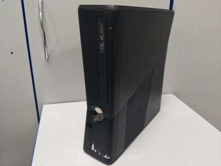 Купити Microsoft xbox360 slim 250gb Б/У