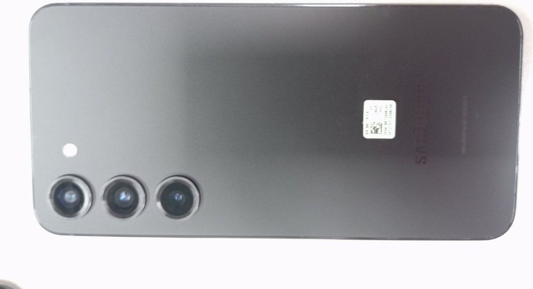 Дешево Samsung galaxy s23 8/128gb з ломбарду
