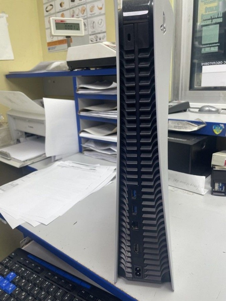 Купить Sony PlayStation 5 825GB Б/У