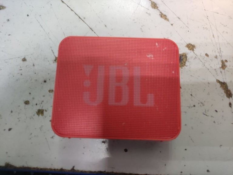 Купити Jbl go essential Б/У