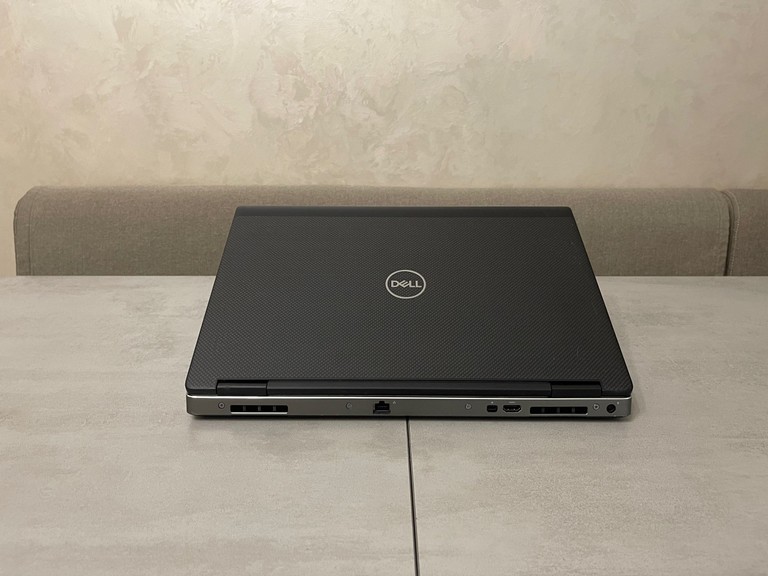 Dell Precision 7530, 15.6" Код:null. Изображение 7