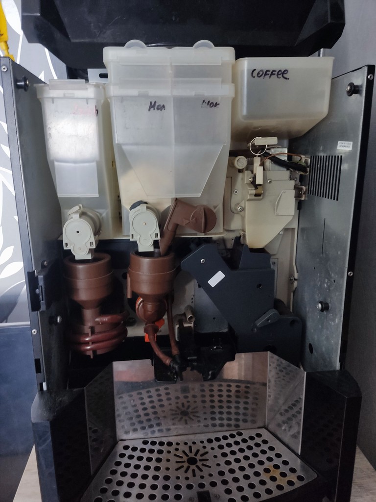 Дешево Saeco Phedra EVO Espresso з ломбарду