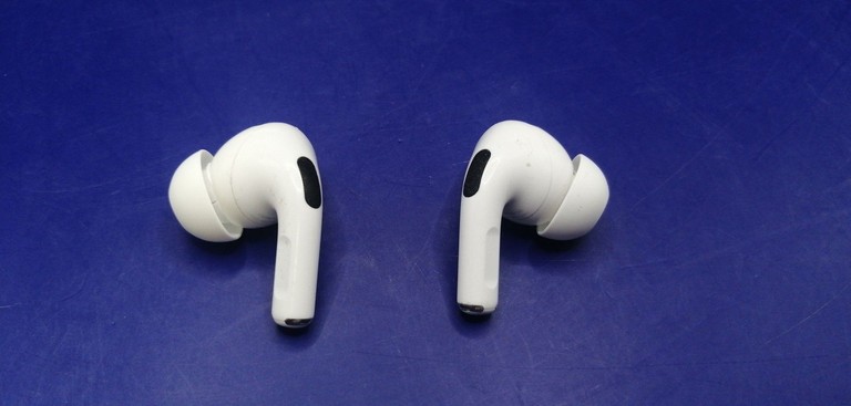 Apple airpods pro 2nd generation with magsafe charging case usb-c Код:01-201052664. Зображення 7