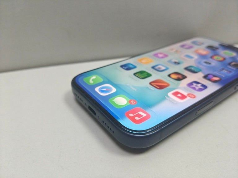Apple iPhone 17 Pro 256GB Deep Blue (MG8J4) Код:01-201053769. Зображення 9