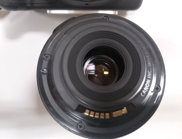 Розпродаж Canon eos 4000d + ef-s 18-55mm macro 0-25m 0,8ft, продавець Техноскарб