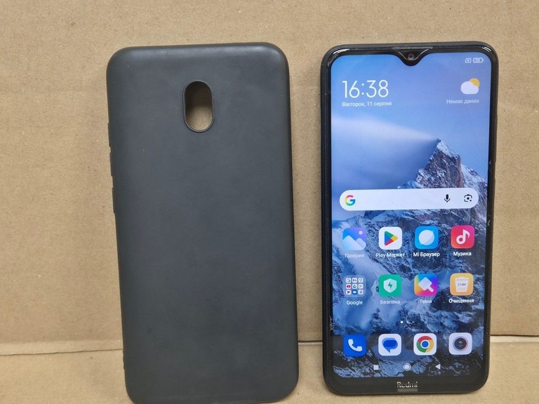 Купити Xiaomi Redmi 8A 2/32GB Black Б/У