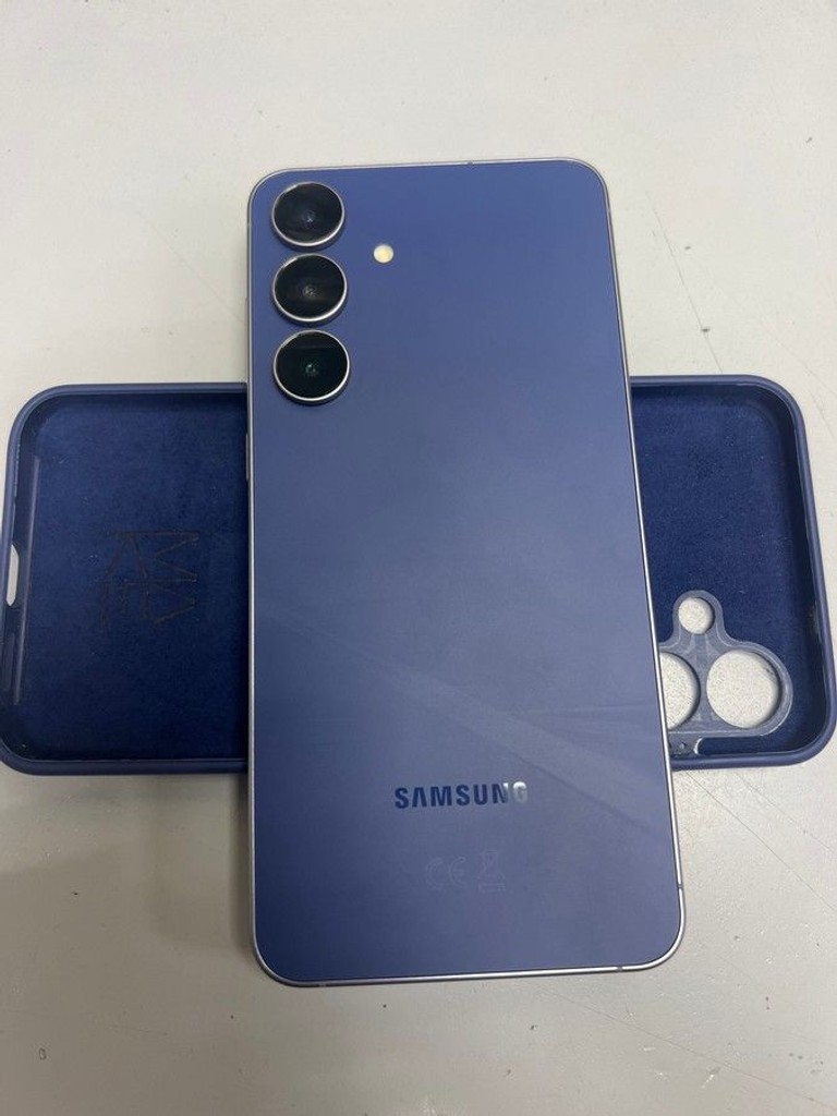 Купити Samsung galaxy s25 fe 8/512gb Б/У