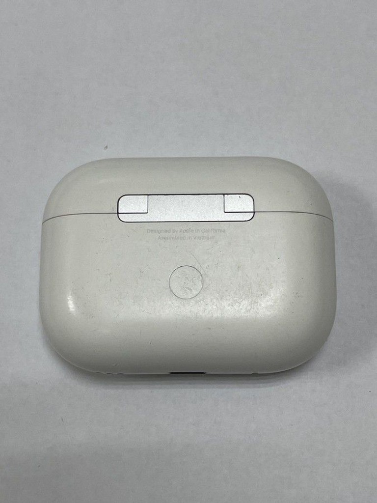 Оголошення Apple airpods pro 2nd generation with magsafe charging case usb-c Б/У