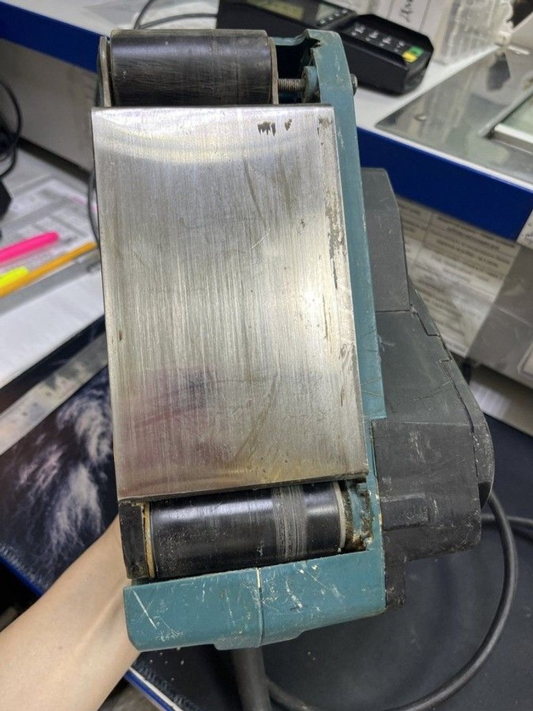 Дешево Makita 9910 з ломбарду