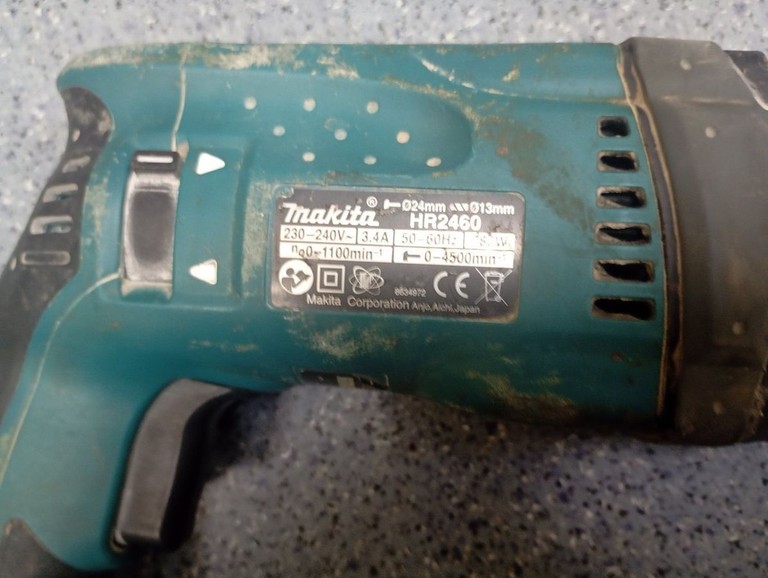 Дешево Makita hr2460 з ломбарду