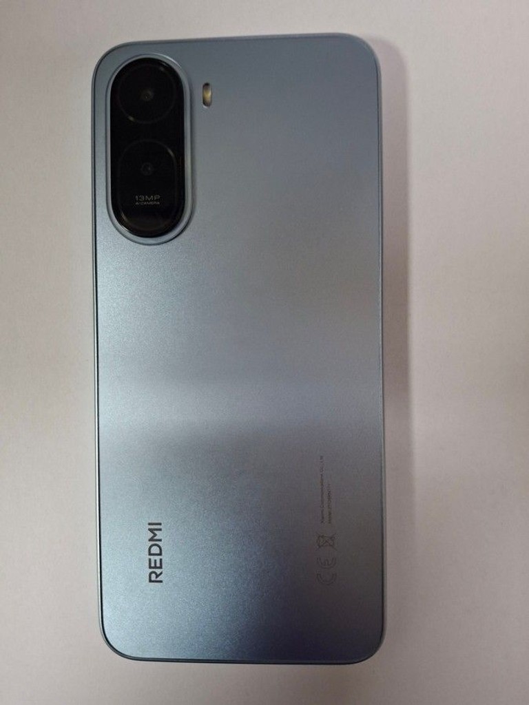 Купити Xiaomi Redmi A7 Pro 4/64GB Black Б/У