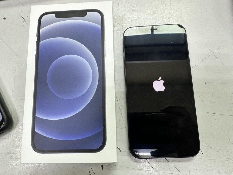 Оголошення Apple iPhone 12 128GB (PRODUCT)RED Б/У