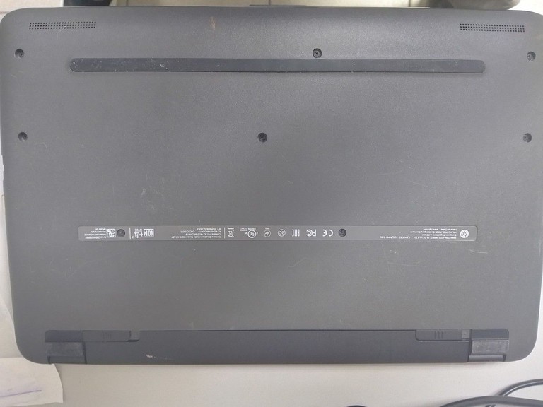 Объявление Hp 15/celeron n3050 ddr3/2gb ddr2/hdd 500 gb/ssd *відсутній/*інтегрована Б/У