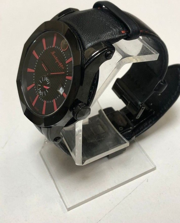 Дешиво Montegrappa idnuwatr nero uno sport tre lancette watch с ломбарда