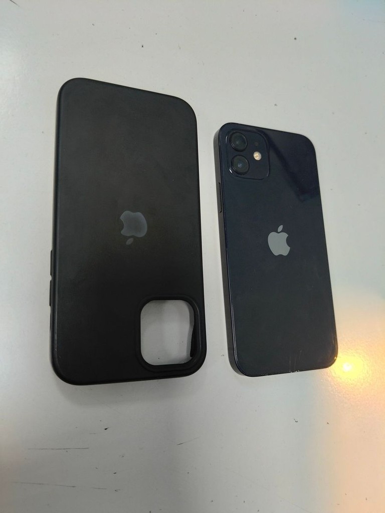 Объявление Apple iPhone 12 128GB (PRODUCT)RED Б/У