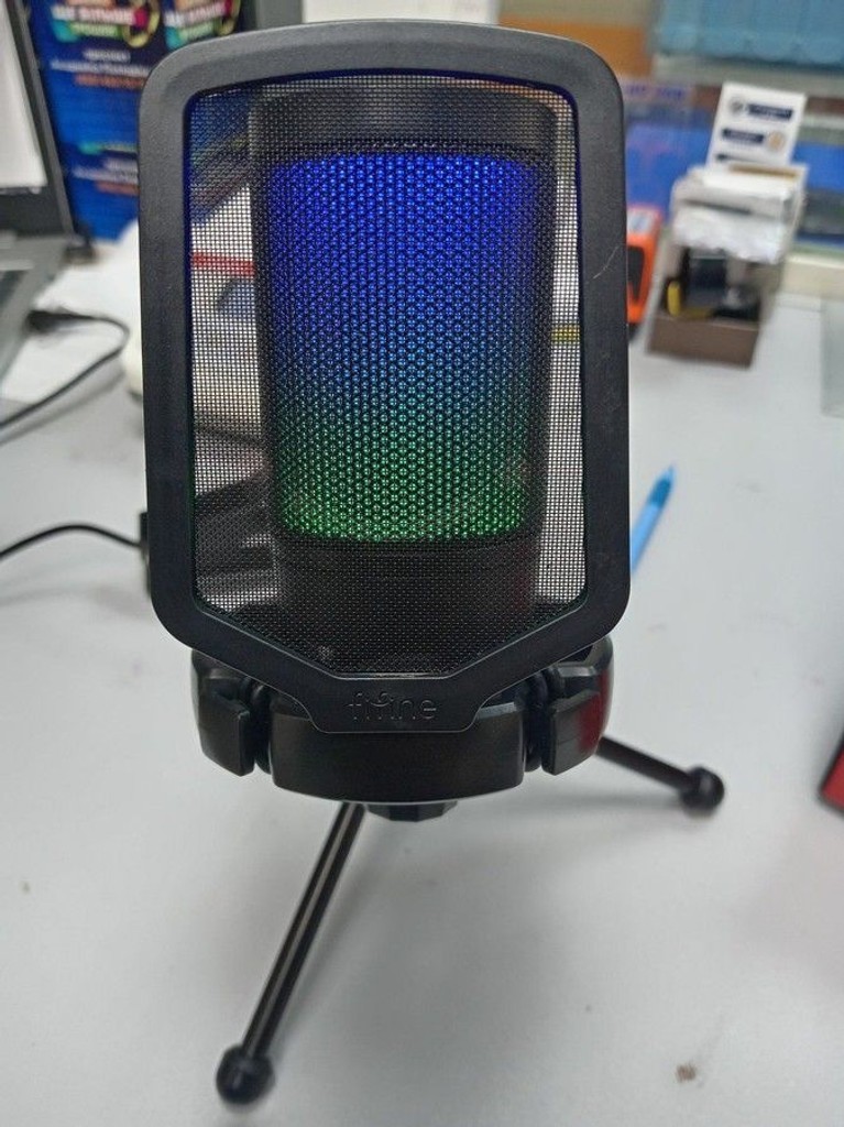 Купити Fifine AmpliGame A6V Black Б/У