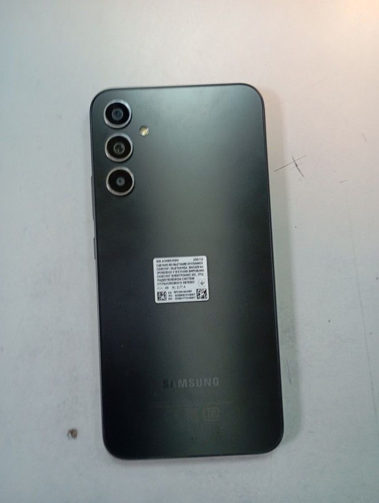 Оголошення Samsung galaxy a34 5g sm-a346e 8/256gb Б/У