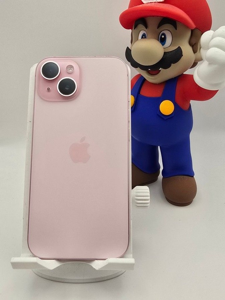 Купити Apple iPhone 15 128GB Green Б/У