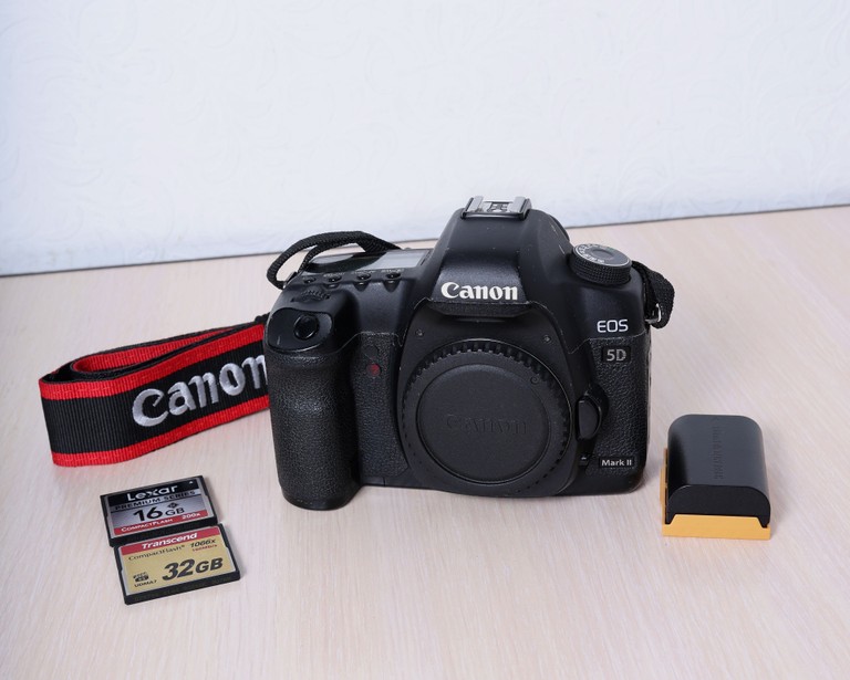 Оголошення Canon EOS 5D Mark II body Б/У