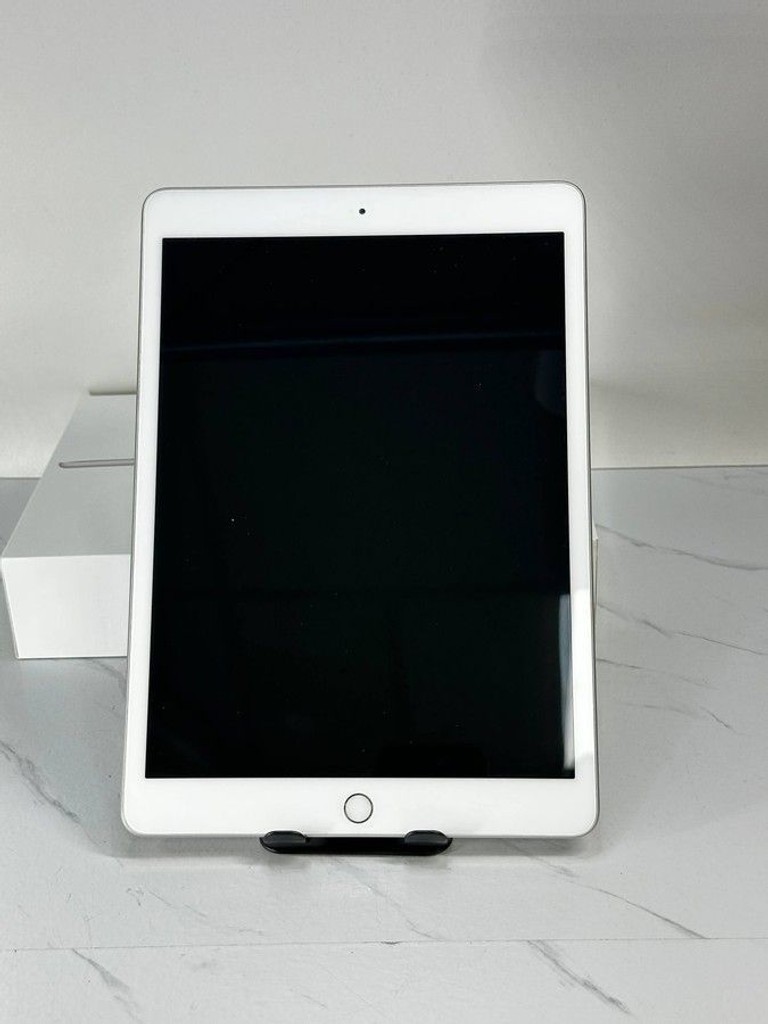 Оголошення Apple ipad 10.2 2020 wi-fi 128gb Б/У