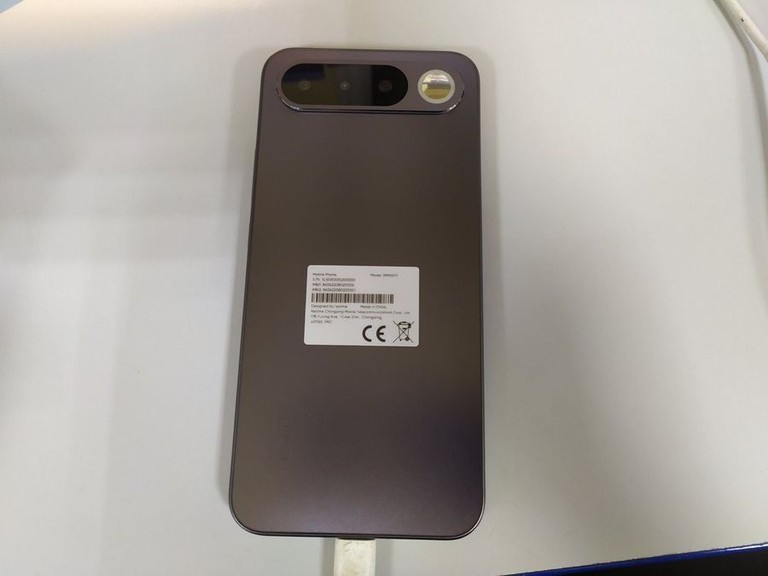 Объявление Realme 16 5G 8/256GB Air Black Б/У