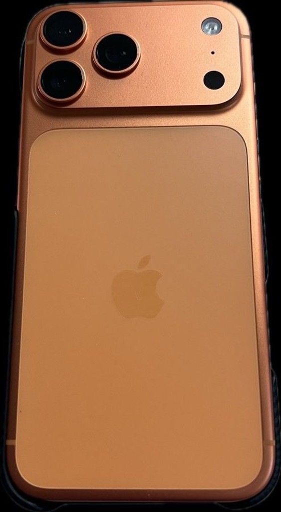 Купить Apple iphone 17 pro max 256gb Б/У