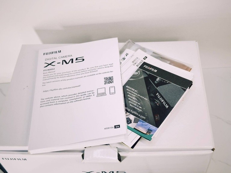 Fujifilm X-M5 kit XC 15-45mm f/3,5-5,6 OIS PZ Silver Код:01-201161919. Зображення 12