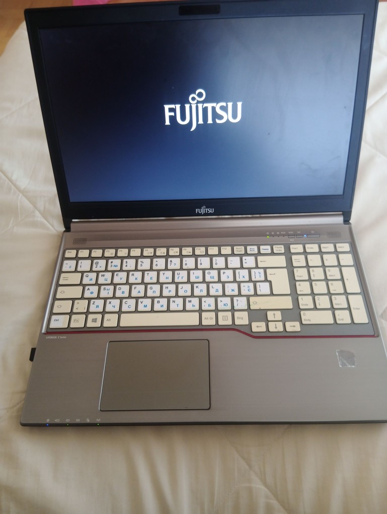 Купить Fujitsu Lifebook E756 Б/У