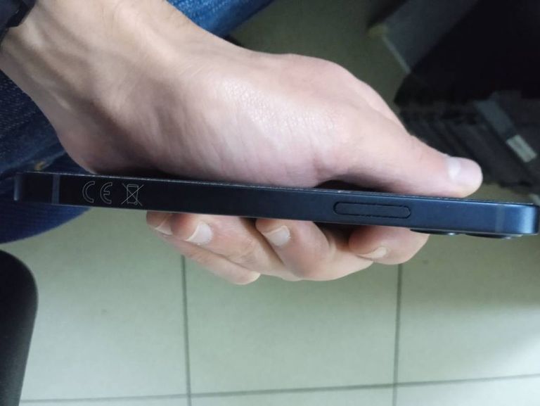 Apple iPhone 12 mini 128GB (PRODUCT)RED Код:01-18931218. Зображення 8