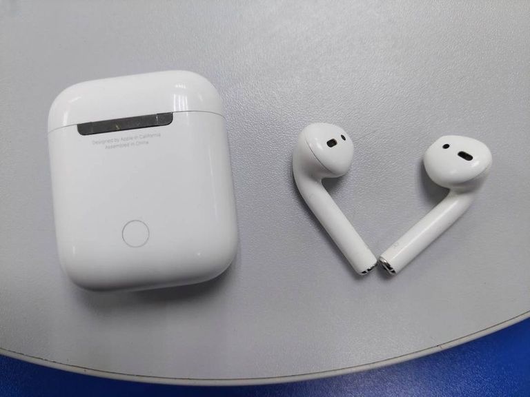 Оголошення Apple airpods 2 gen a1602.a2032+a2031 2019г. Б/У