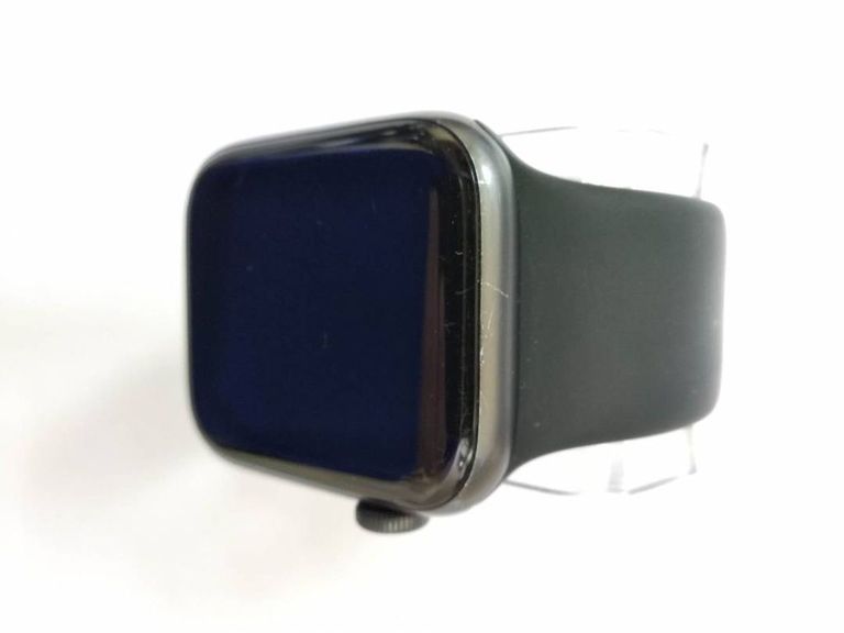 Apple watch se 44mm aluminum case