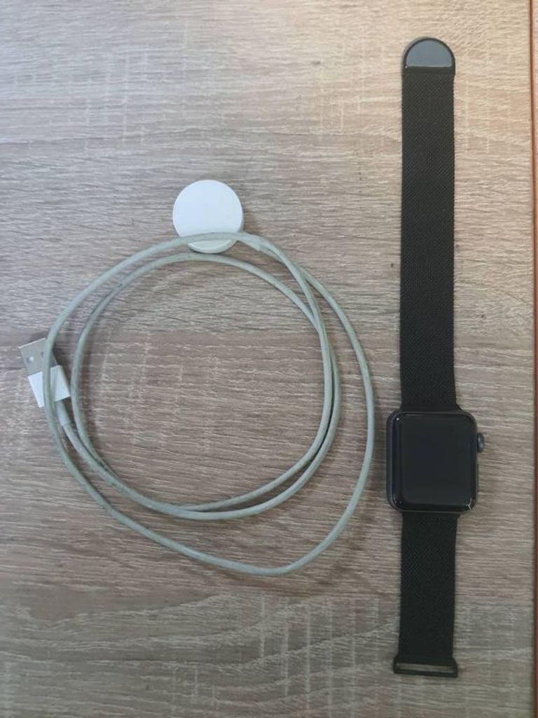 Apple watch series 3 38mm aluminum case