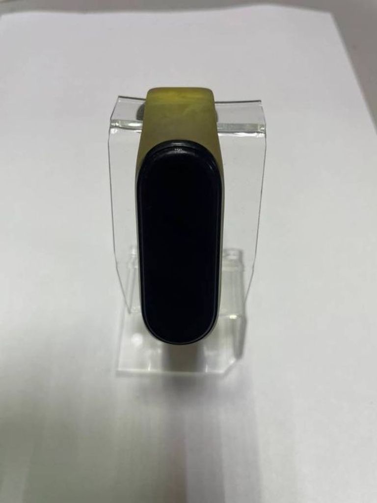 Купити Xiaomi Mi Smart Band 4 Black Б/У