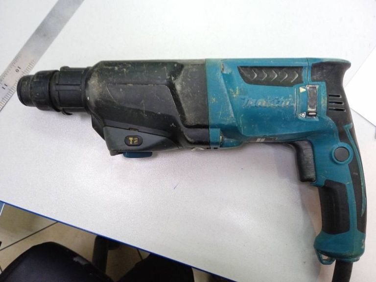 Makita HR2610