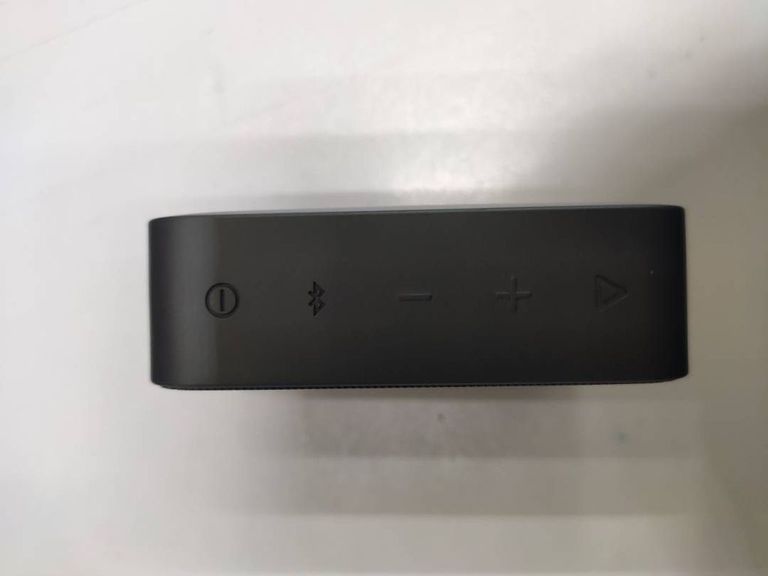 Оголошення Jbl go essential Б/У