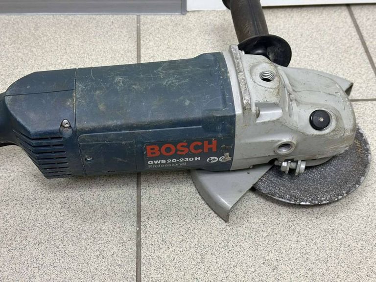 Дешиво Bosch gws 20-230 h с ломбарда