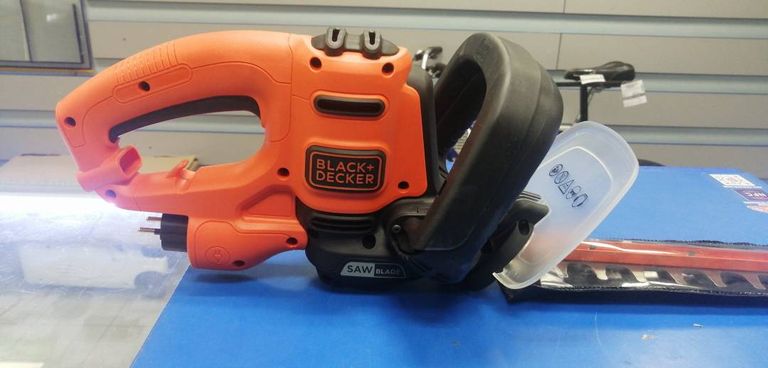 Black Decker behts301