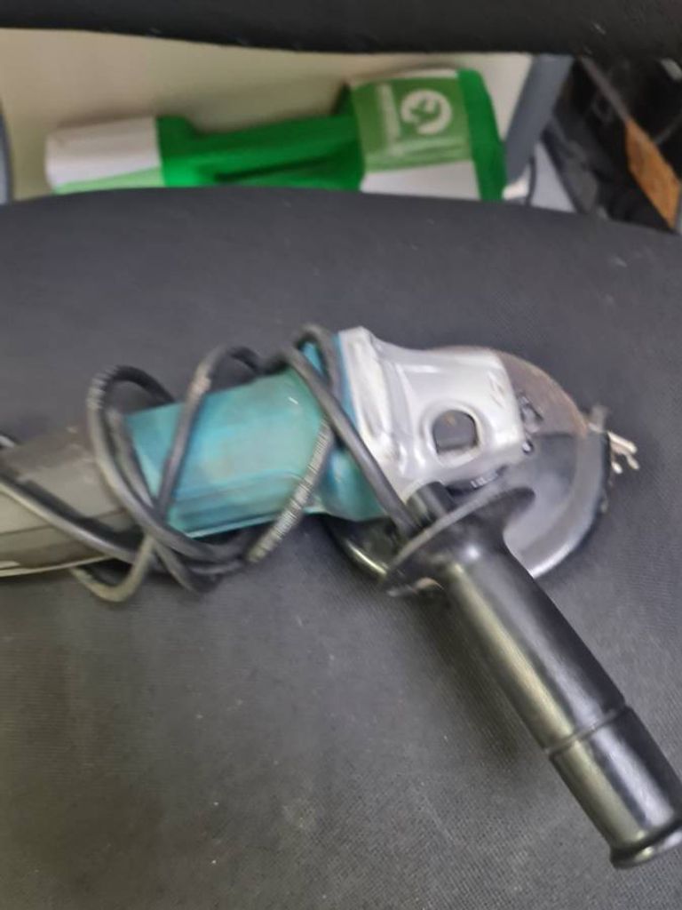 Makita GA5030