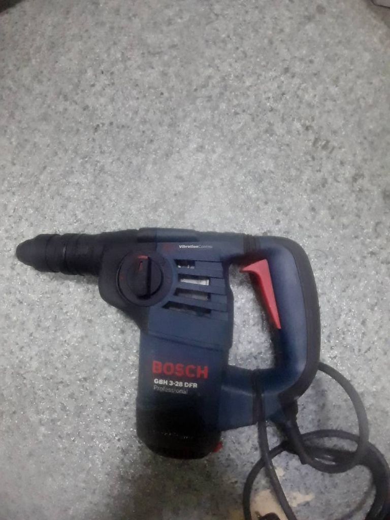 Дешево Bosch GBH 3-28 DFR Professional (061124A000) з ломбарду